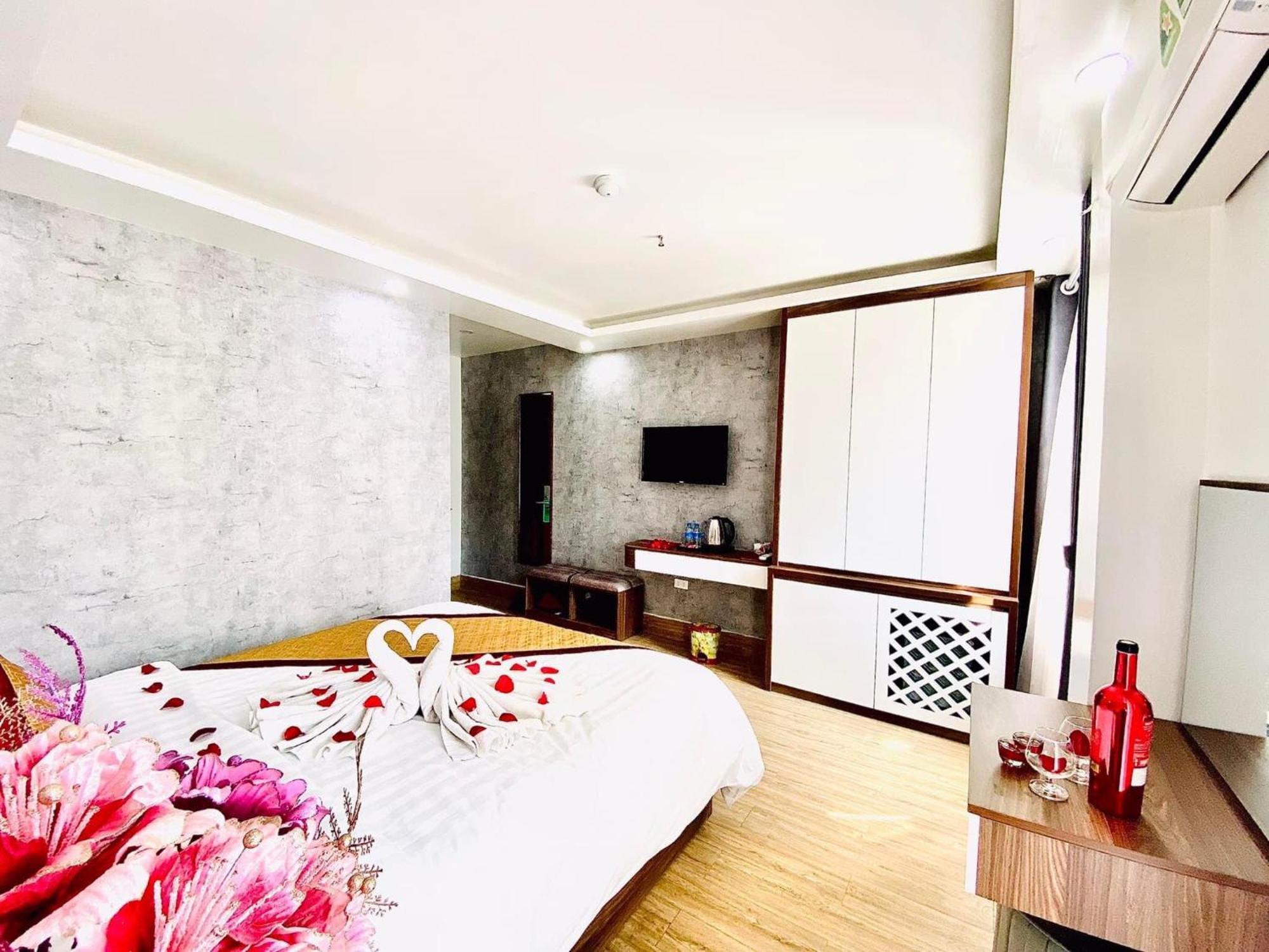 Hotel Khach San Kien Ngoc Dong Khe Sau Zewnętrze zdjęcie